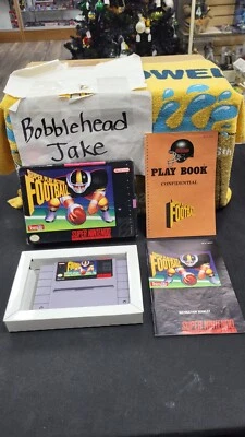 CIB SUPER PLAY ACTION FOOTBALL NINTENDO SNES VIDEO GAME COMPLETE W/ PROTECTOR - Image 1 of 4