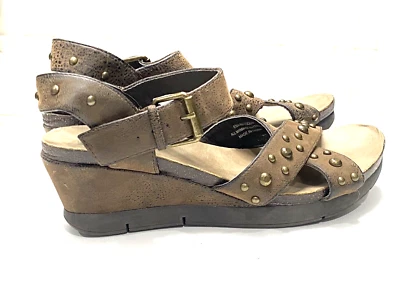 NEW Ruff Hewn $65 Toccoa Studded Wedge Slingbacks Sandals Brown Womens Sz 9.5 - Image 1 of 4