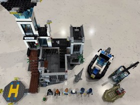 LEGO City 60130 - Prison Island (2016)  Set Incomplete Good Condition