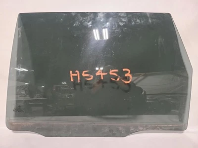 Used Rear Left Door Glass Rear fits: 2004 Chrysler Pt cruiser L. privacy tint su Foto 1 de 4