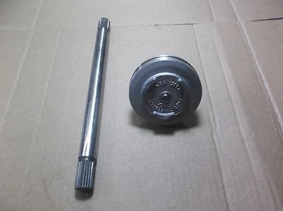 1997 Ford Explorer V6 Automatic Transmission Reverse Servo Piston & Input Shaft - Image 1 of 4