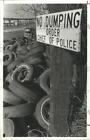 1983 photo de presse décharge illégale de pneus automobiles, Houston - hca06869