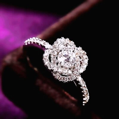 18K White Gold Filled Made With SWAROVSKI Crystal Shiny Flower Crossover Ring Foto 1 de 4