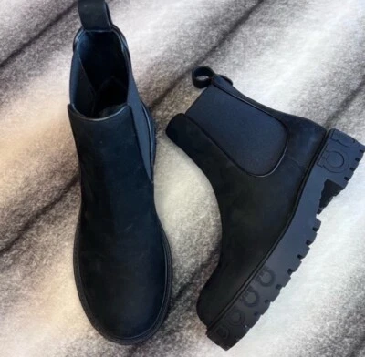 Size 7.5 Salvatore Ferragamo Varsi Nero Nubuck Black Suede Logo Chelsea Boots - Image 1 of 4
