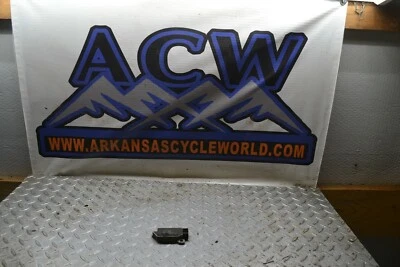 REGULADOR DE VOLTAJE B2-1 94 YAMAHA FZR600 FZR 600 R MOTO MOTO ENVÍO GRATUITO Foto 1 de 4