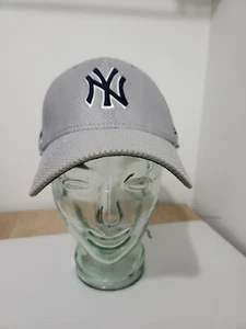 New York Yankees Gray  New Era 39Thirty Stretch Fitted Hat Mens L/XL  - Picture 1 of 9