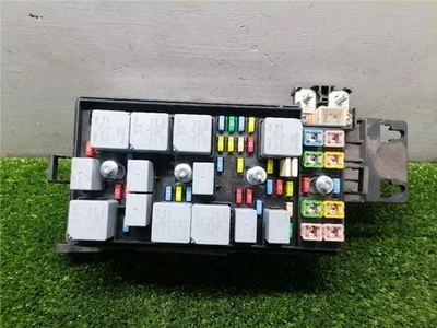 Caja Reles Chevrolet epica 2006 20 ltx 20 ltr 110 kw diesel cat - Imagen 1 de 4