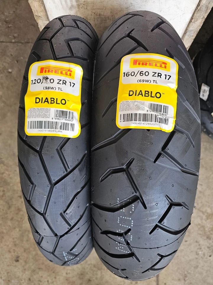 Coppia 120/70 ZR17 58W 160/60 ZR17 69W PIRELLI DIABLO DOT 2025 - Immagine 1 di 1