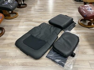 💥 Juegos de almohadillas reclinables de cuero negro para silla de masaje Human Touch HT-135 solo OEM - Imagen 1 de 4