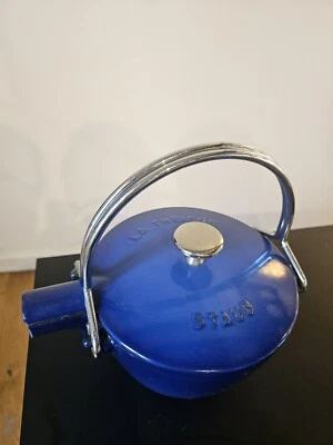 STAUB Theiere en Fonte 21 cm Bleu Intense - Photo 1/4