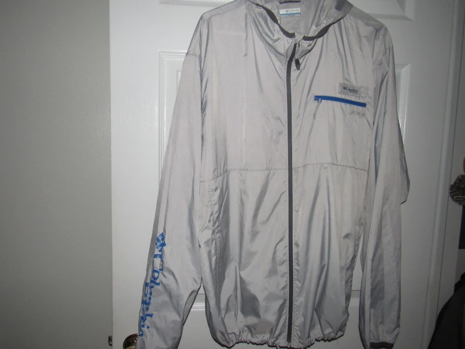 COLUMBIA Men's XL Gray PFG Hooded Jacket Full Zip Lined Zip Pockets - Image 1 of 4