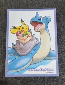 1 SLEEVE N°054 POKÉMON CENTER PIKACHU & LOKHLASS/LAPRAS COLLECTOR - Picture 1 of 1