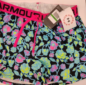 New Under Armour Girls Printed Shorts Youth Largw - Picture 1 of 3