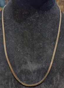 Vintage TRIFARI Crown Gold Serpentine Necklace 24 Inches - Picture 1 of 2