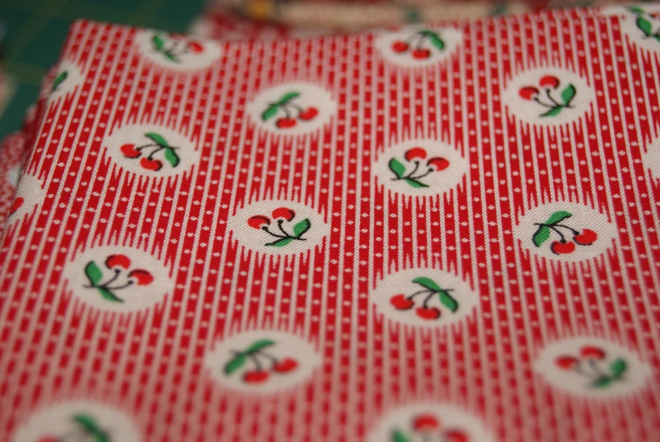 Aunt Grace Fat Quarter Asst Lines  Rothermel Marcus Fabric  A4178 - Image 1 of 1