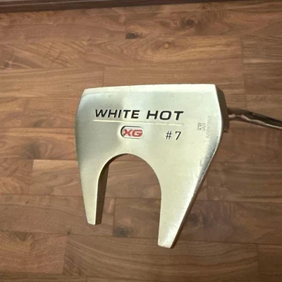 Odyssey White Hot XG #7 putter 34" impugnatura di Masuda Golf usato - Immagine 1 di 4