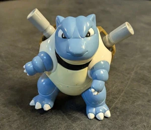 Pokemon Blastoise Water Toy Action Figure by Nintendo / Hasbro 2000 (Used) - Picture 1 of 5