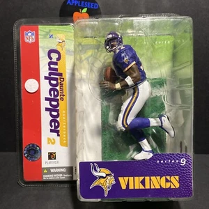 McFarlane Toys NFL Series 9 Action Figure Dante Culpepper, Vikings. 2004 - Picture 1 of 2