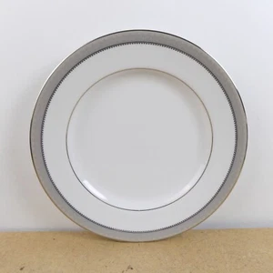 Mikasa Platinum Crown 8" Salatteller - Bild 1 von 3