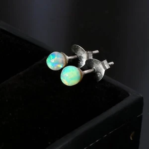 Natural Ethiopian opal Gemstone Stud Earring 925 Silver Christmas Gift Jewelry - Picture 1 of 12