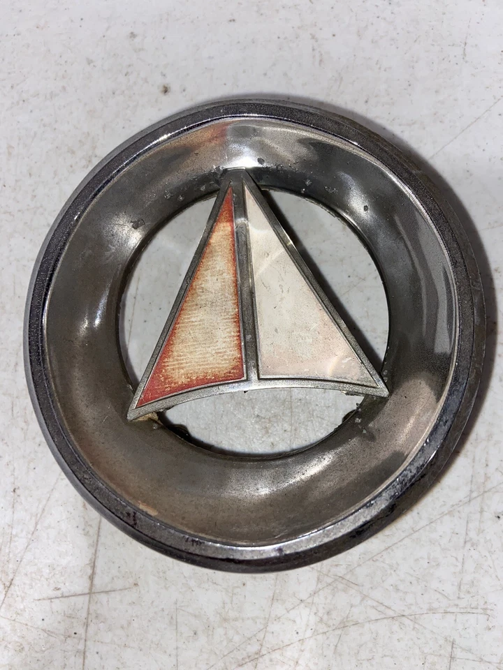 Mopar 1964 Plymouth Valiant sello parrilla adorno Foto 1 de 4