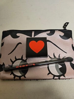 LOT OF Betty Boop  Be Cheeky Powder Blush All Dolled Up .09oz Travel Bag/brush - Image 1 of 4