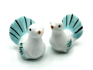 Dolls House Miniature 1/12th Scale Set of 2 Turtle Doves OA139 - Picture 1 of 1