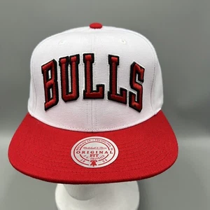 Mitchell & Ness NBA Chicago Bulls Core Hat. Adjustable Cap. JS19078, OSFA - Picture 1 of 10
