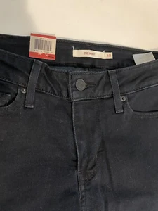 Levis 711 Skinny Mid Rise Slim Through Hip And Thigh Jeans 28x30 - Picture 1 of 4