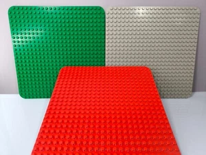 LEGO Duplo placa base 24x24 botones 38x38 cm verde gris rojo 10980 - Imagen 1 de 4