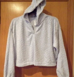 Silber geprägter Kapuzenpullover Lounge/Schlaf kurzes Oberteil ~ Junior Größen ~ NEU mit Etikett - Bild 1 von 3