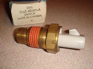 NUEVO INTERRUPTOR DE TOPACIO FORD 1987-94 TEMPO & MERCURY (MOTOR VENTILADOR) 2,3 L DE LOTE ANTIGUO - Imagen 1 de 1