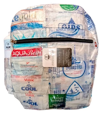 UPCYCLING CITY RUCKSACK, schlagregendicht, super leicht, aus Getränkeverpackung - Bild 1 von 4