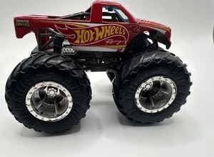 Hot Wheels Monster Trucks No. 3 Hot Wheels Racing 1:64 Red - Picture 1 of 9