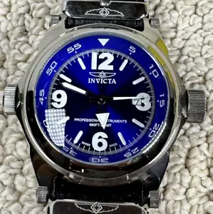 Invicta mens LARGE watch Swiss, 200 m w/r New in Box w/ new battery - Picture 1 of 12