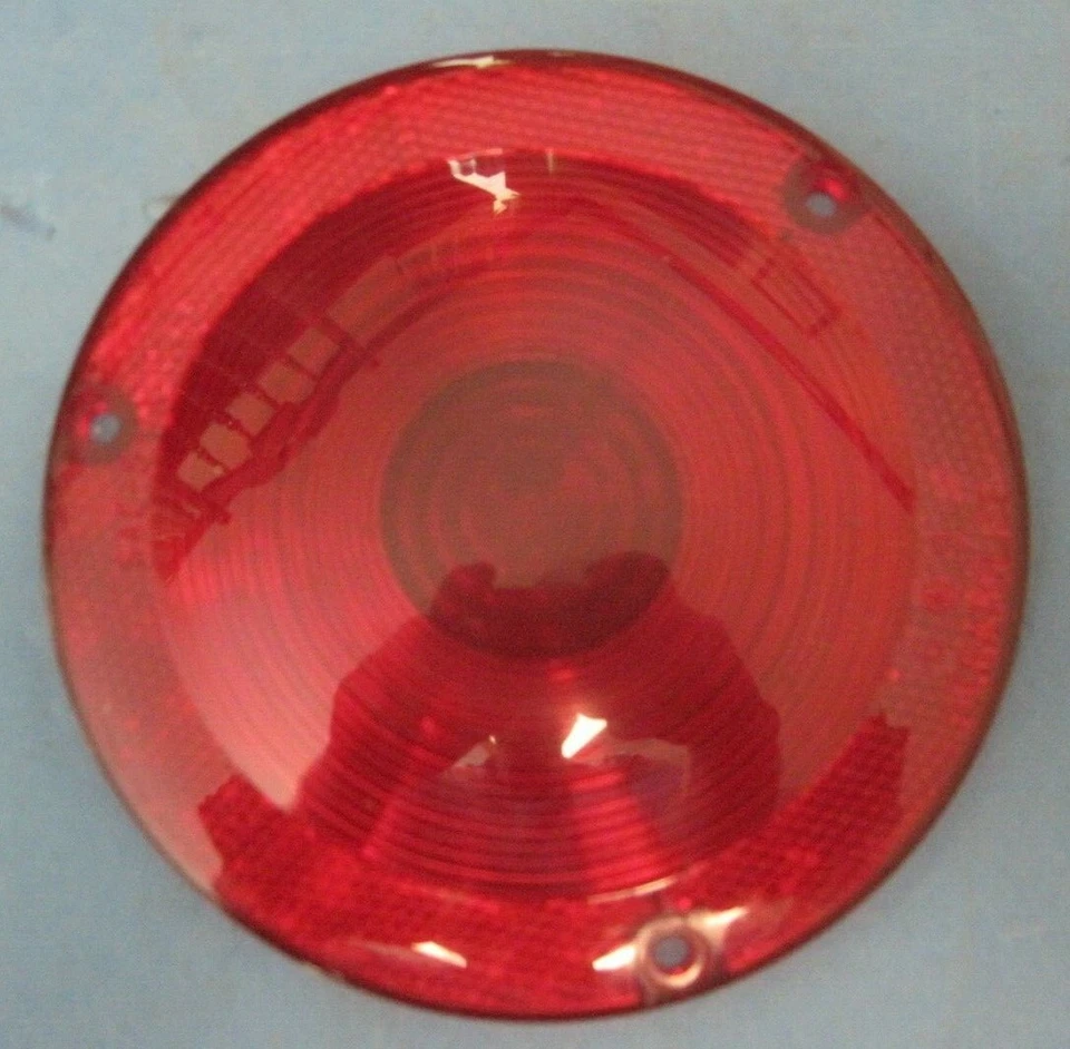 Nuevo stock de repuesto antiguo 1956-1966 Chevrolet Truck luz trasera lente GMC van Foto 1 de 1