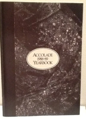 C64 Accolade 1988-89 Yearbook Catalog of Software Games 8Bit 16bit Simulations - Image 1 of 2