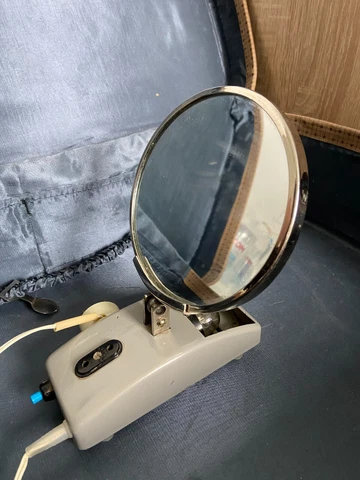 Vintage 80's USSR Lighted MAKEUP MIRROR Lamp shaving Rare! Cover