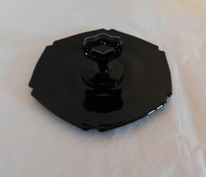 Plato de amatista negra Tidbit/bon Bon con mango - Smith Glass Mt. Agradable - Imagen 1 de 6
