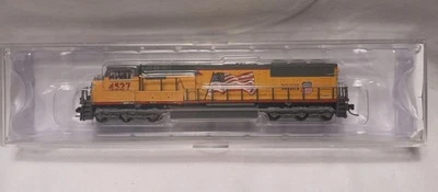 #2 UP N-scale Union Pacific SD70 Mac Engine/Locomotive 10726 #2 Building America - Image 1 of 4