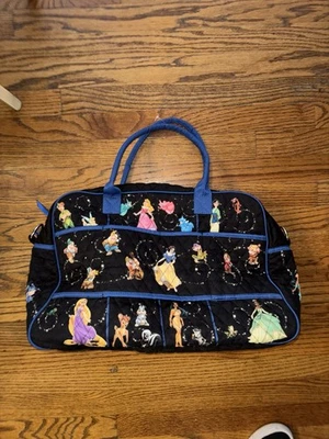 Disney Weekender gesteppte Relive The Magic Reise Schultertasche groß - Bild 1 von 4