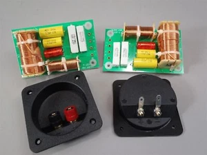 Par cruzado de 2 vías 500 vatios alta potencia 6 u 8 ohmios con 2 tazas terminales cuadradas - Imagen 1 de 9