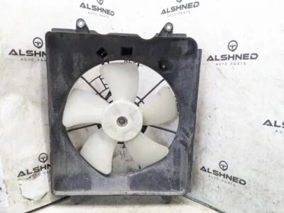 2012-2014 Honda CR-V Left Radiator Cooling Fan Motor Assembly 19015-R5A-A01 OEM - Image 1 of 4