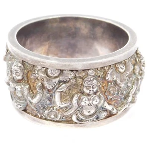 ORNATE REPOUSSE ASIAN SILVER FIGURAL NAPKIN RING - Picture 1 of 6