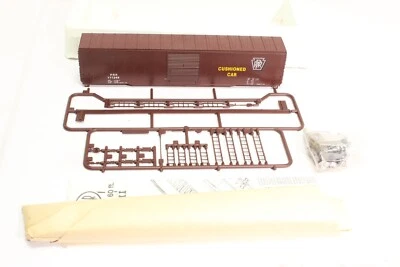 Con-Cor HO Scale PRR RR 60ft Single Door Boxcar Kit (NO BOX) - Image 1 of 4