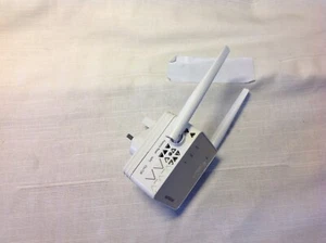 NETGEAR EX2700 N300 WiFi Range Extender - Picture 1 of 6