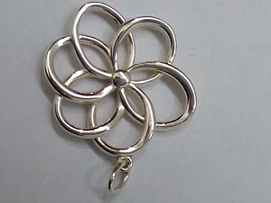sterling silver flower pendant hallmarked - Picture 1 of 2
