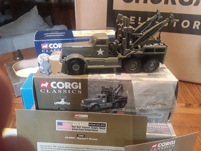 corgi classics us army diamond t wrecker  fighting vehicle 55601  - Image 1 of 4