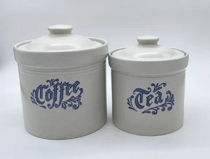 Pfaltzgraff Yorktown Set di Lattine da Caffè e Tè Grigio e Blu con Coperchi - Foto 1 di 6