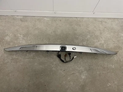 2007-2013 INFINITI G35 G37 SEDAN REAR TRUNK LID CHROME MOLDING WITH CAMERA OEM Foto 1 de 4